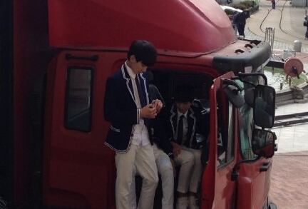 tfboys韩国拍摄哪首歌的MV