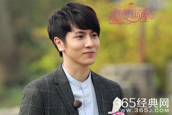 锥子脸成新男神标配。