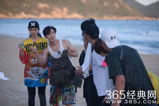 戚薇李承铉“牵红线”