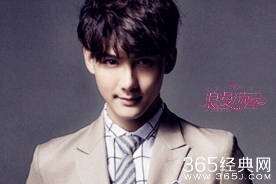 锥子脸成新男神标配。