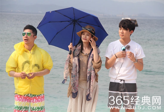 肖茵《星梦奇缘》秀舞技 邻家姐姐与队员共成长