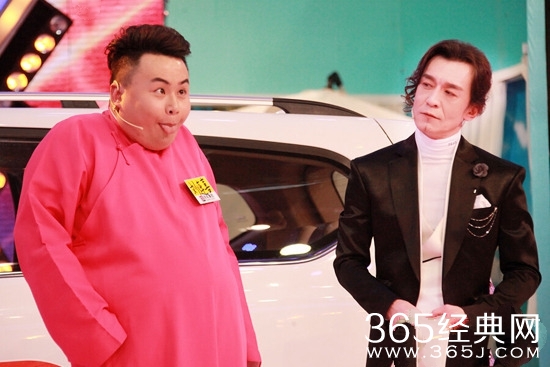 《全是你的》相声演员喜登场 李咏被毁容