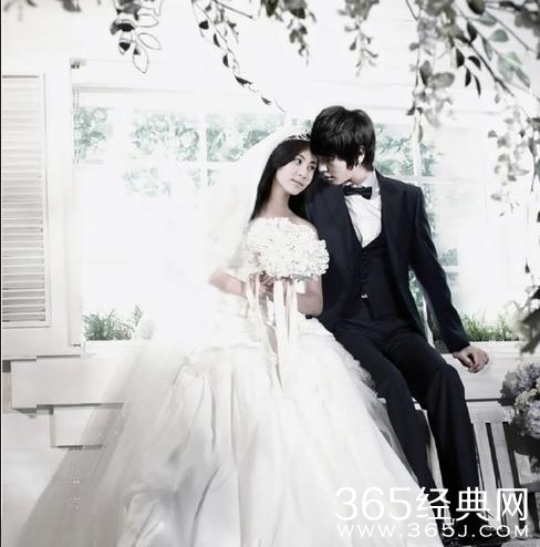 我们结婚了4幸运夫妇艺媛亲吻henry 宣言夫妇画报拍摄