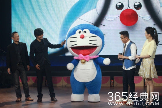 《一票难求》来大咖 哆啦A梦:我可是有身份证的