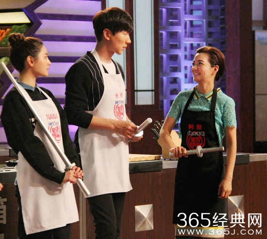 阿雅踢馆《星厨驾到》 将张亮视为最大假想敌