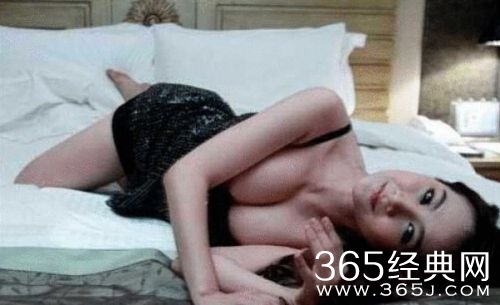 亚洲G奶波神巧巧留学兼卖肉很忙碌