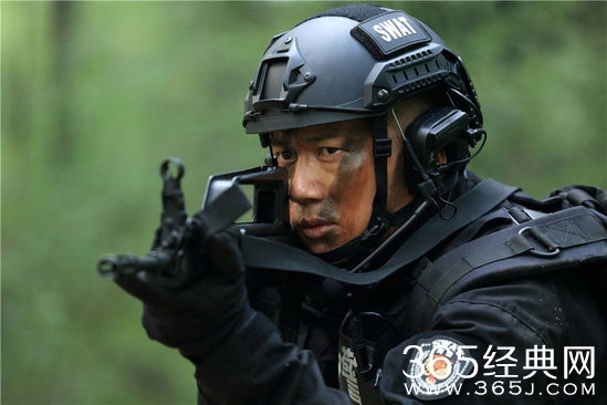 徐洪浩饰演沈鸿飞