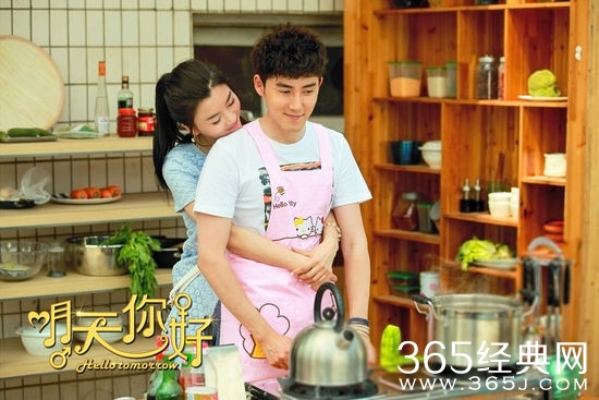 《明天你好》重庆开机 张睿杨蓉甜蜜喂食