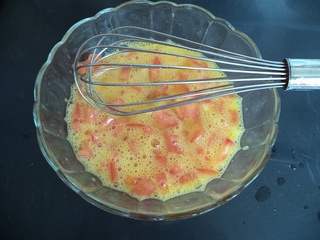 火腿番茄蛋三明治