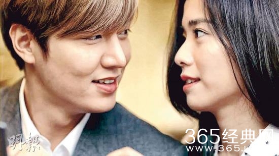 李敏镐（图左）与微电影女主角Emily深情互望。