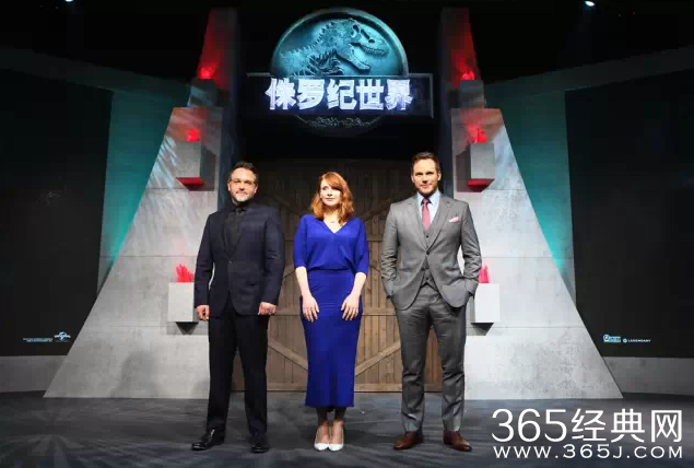 侏罗纪世界剧情预告片及影片