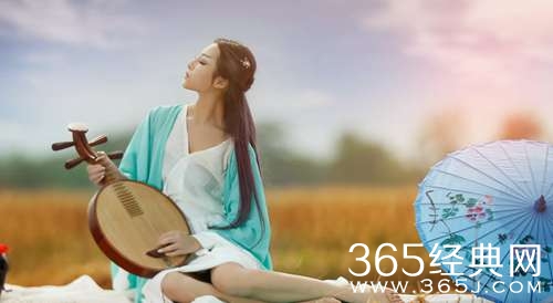 沿着花开的方向，静静阅读夏天