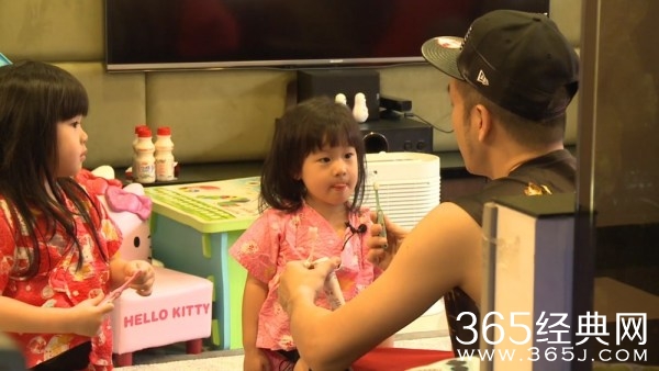 央媒炮轰“爸爸”类真人秀：童星容易被催熟