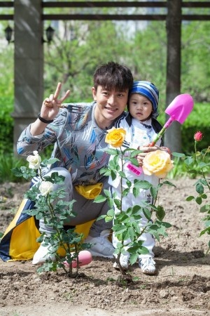 央媒炮轰“爸爸”类真人秀：童星容易被催熟