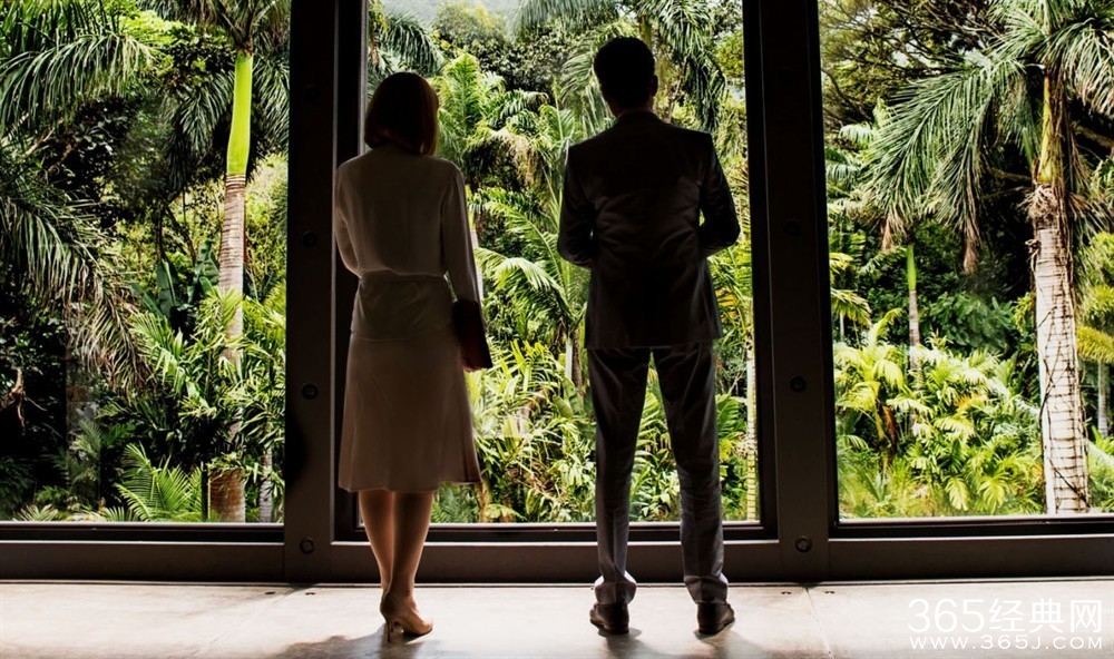 侏罗纪世界剧情预告片及影片