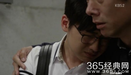 《whoareyou学校2015》第11集：南柱赫金所炫互折磨 恩星复活欲出场