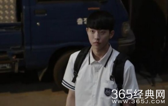 《whoareyou学校2015》第11集：南柱赫金所炫互折磨 恩星复活欲出场