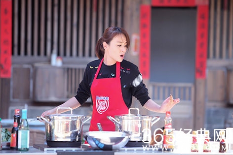 叶一茜主场小宇宙爆发 《星厨》外战五强争夺