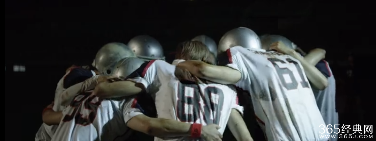 EXO3日0时公开后续《LOVE ME RIGHT》MV