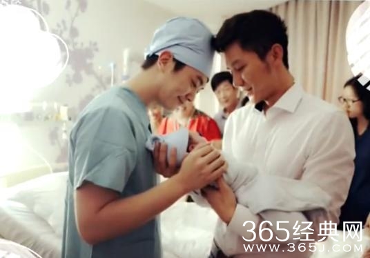 爸爸回来了第二季嗯哼叫李晨爸陈赫转账 贾乃亮甜馨开party