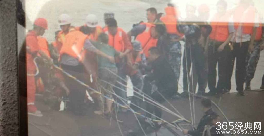 长江沉船游客名单曝光