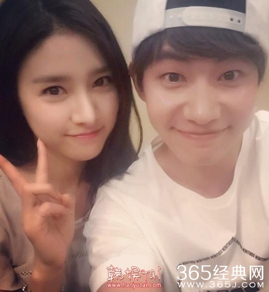 我们结婚了精灵夫妇宋再临金素恩离婚 艺媛Henry占卜命理