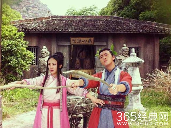 《少年四大名捕追》命紫罗公主在一起时背景音乐是什么