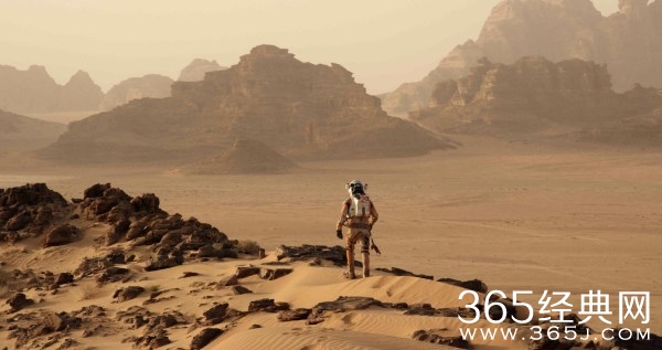 科幻片《火星救援》发新剧照 马特达蒙漂流火星