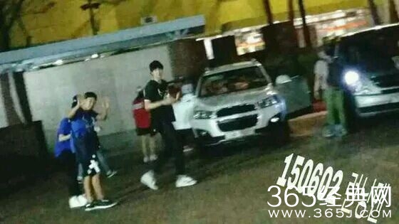 《whoareyou学校2015》金所炫，南柱赫，陆星材录制Runing man现场照片曝光