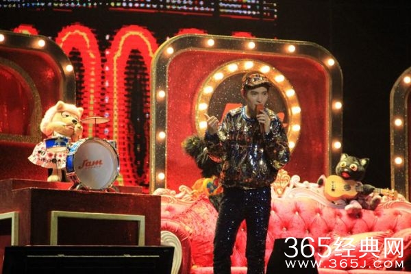 萧敬腾唱歌中途头晕 经纪人：内地就医不便