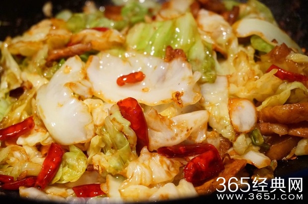 干锅手撕包菜的做法