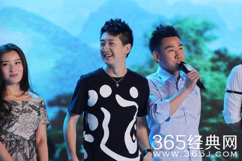 苗驰出席《花千骨》发布会