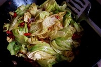 干锅手撕包菜的做法