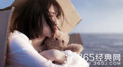 有一种女人温柔、善良、要有一股傲气