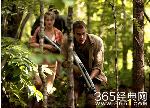 电影《分歧者2：绝地反击》精彩预告片