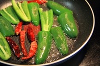 双椒煎排骨做法