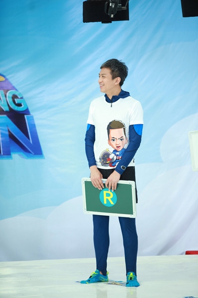 邓超《跑男》陷碟中谍疑云 或完成撕名牌史上最快绝杀