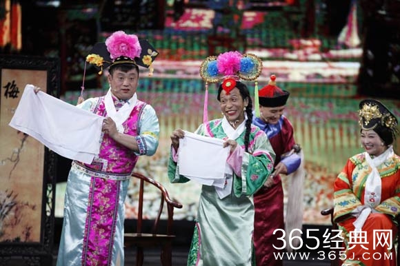 《喜剧人》宋小宝带伤复出 自导自演反串甄嬛