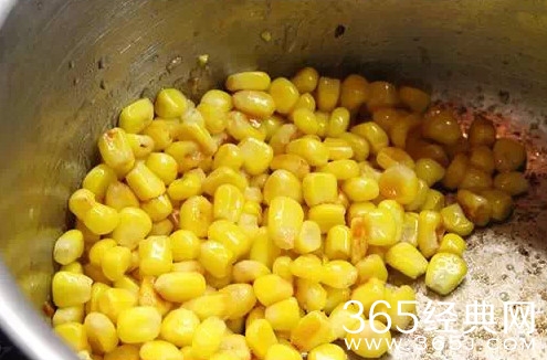 仙人掌绿色牛排