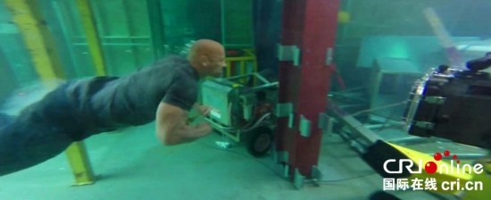 《末日崩塌》曝制作花絮