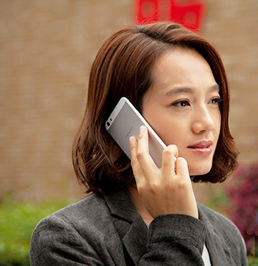 《爱的妇产科2》叶紫同款手机是什么