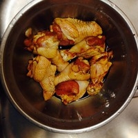 红烧土豆炖鸡腿的做法