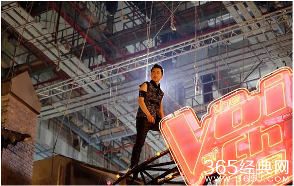 《中国好声音4》拍宣传片 周董亲自导演