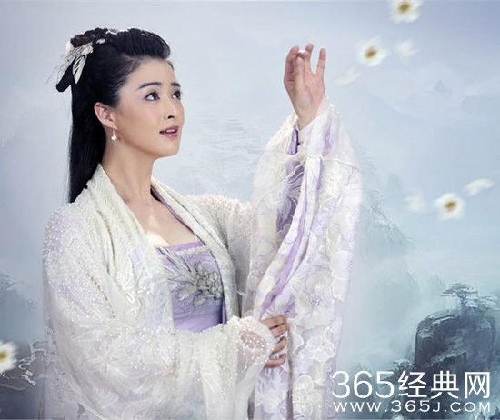 《花千骨》今日开播 蒋欣华妃秒变上仙姐姐