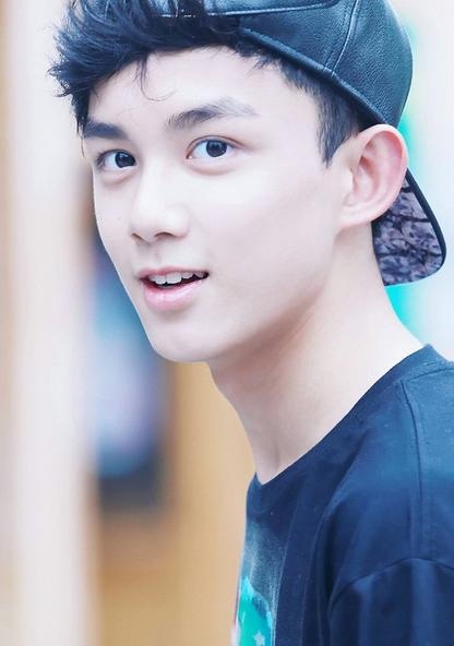 内地最帅的四个高中生名单出炉 TFBOYS王俊凯吴磊谁是第一帅