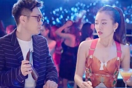 《屌丝男士4》第4集大鹏给于莎莎看的照片是谁