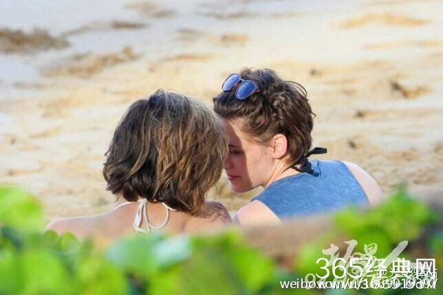 暮光之城克里斯汀·斯图尔特(Kristen Stewart)出柜 坦承交女朋友