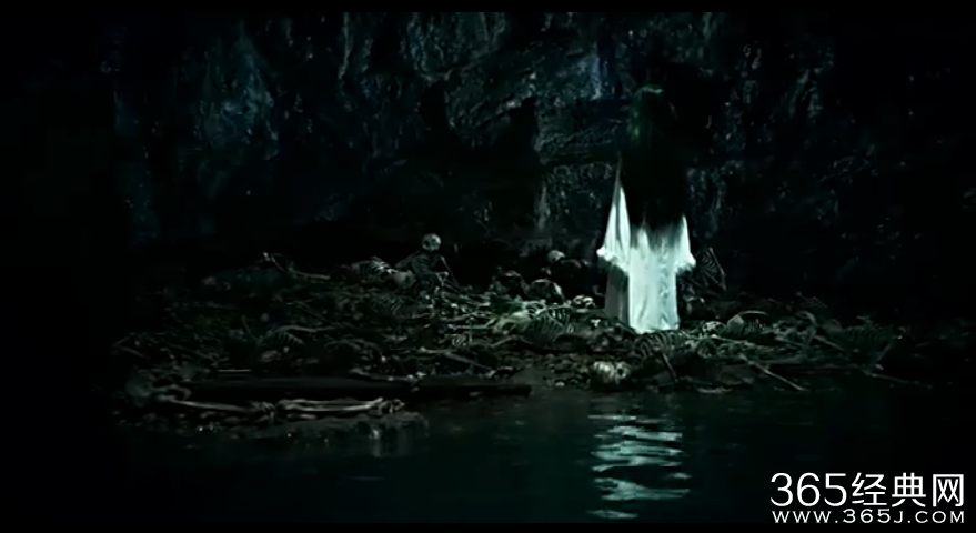 《盗墓笔记》积尸洞惊悚片段