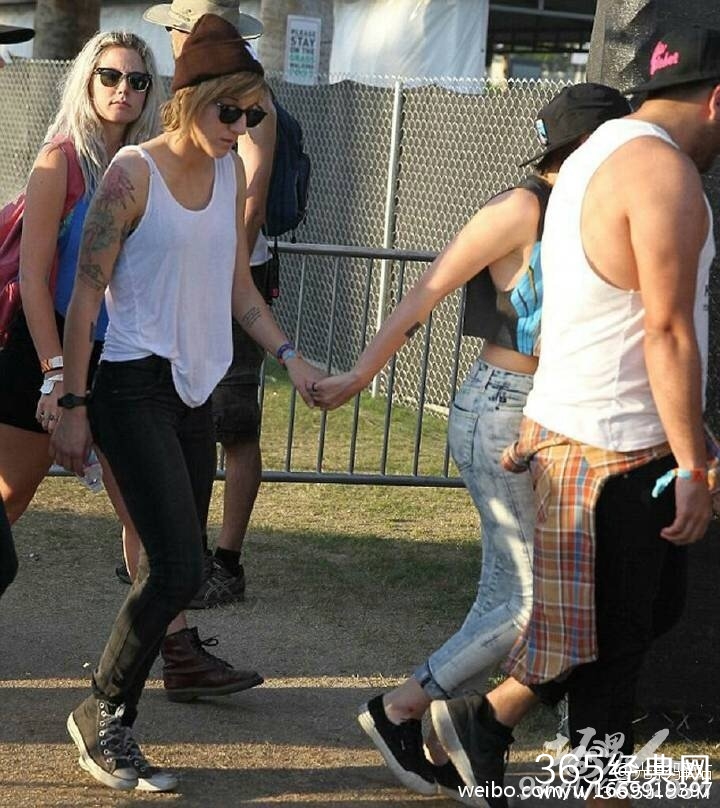 暮光之城克里斯汀·斯图尔特(Kristen Stewart)出柜 坦承交女朋友