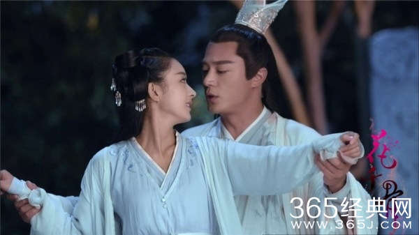 《花千骨》曝御剑照 霍建华赵丽颖撞款泰坦尼克